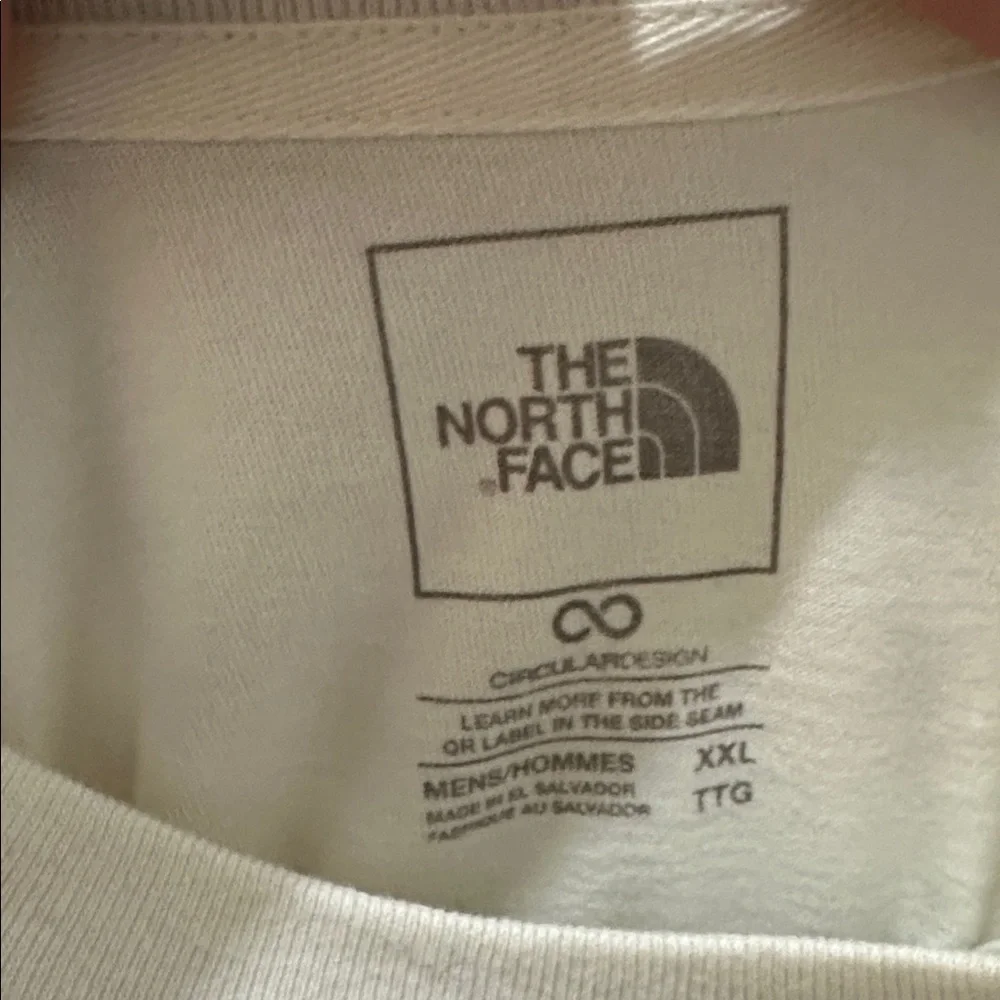 Like New North Face T-Shirt